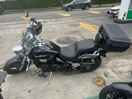 SUZUKI BOULEVARD M800 